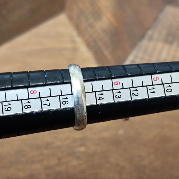 Colorful Abstract Ring - Picture 2 of 5